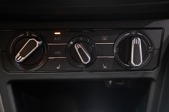 Volkswagen Polo 16 of 19