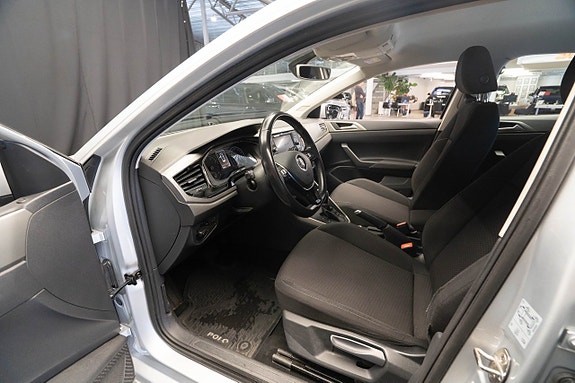 Volkswagen Polo 13 of 19