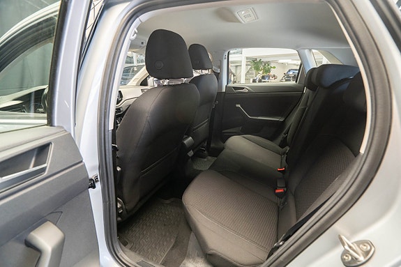 Volkswagen Polo 18 of 19