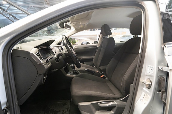 Volkswagen Polo 14 of 19