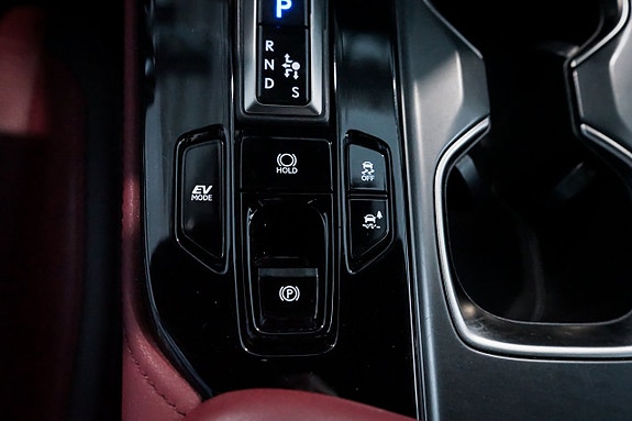 Lexus NX350h 23 of 30