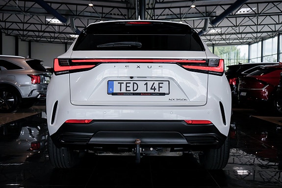 Lexus NX350h 7 of 30