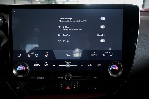 Lexus NX350h 20 of 30