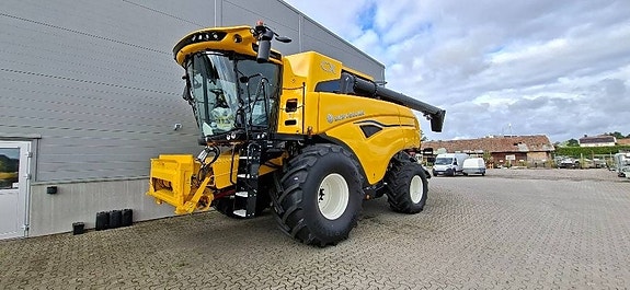 New Holland CX8.70 FS