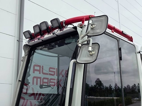 Takeuchi TB290-2 7 of 11