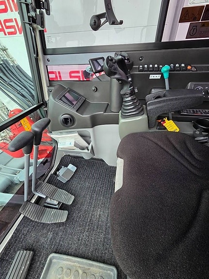 Takeuchi TB290-2 11 of 11