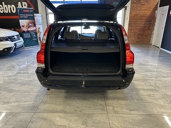 Volvo V70 13 of 21