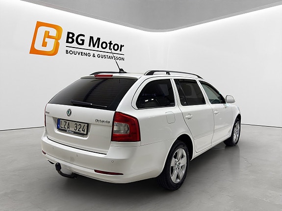 Skoda Octavia 4 of 17