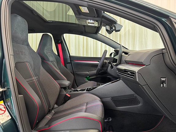 Volkswagen Golf I 10 of 30
