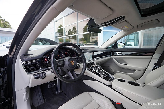 Porsche Panamera 4 8 of 21
