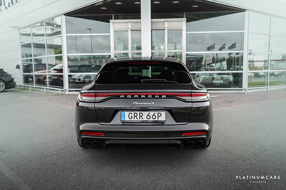 Porsche Panamera 4 4 of 25