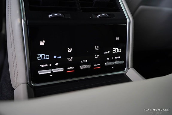 Porsche Panamera 4 12 of 21
