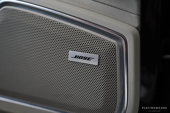 Porsche Panamera 4 17 of 21