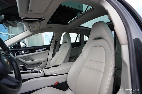 Porsche Panamera 4 10 of 21