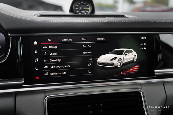 Porsche Panamera 4 11 of 25