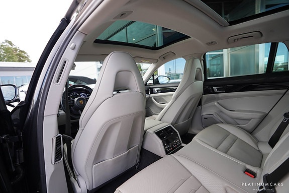 Porsche Panamera 4 11 of 21