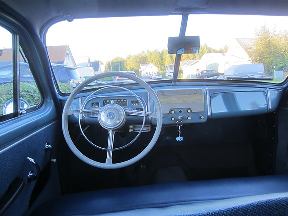 Standard Vanguard 3 of 6