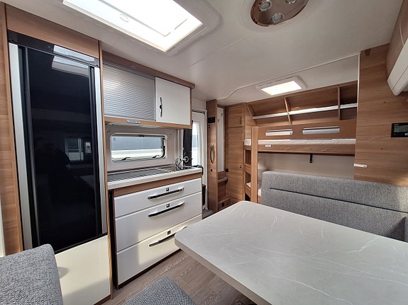 Hobby De Luxe 560 KMFe Barnkammare, Micro, Kampanjprodukt! 7 of 18