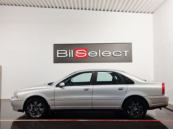 Volvo S80 2 of 24