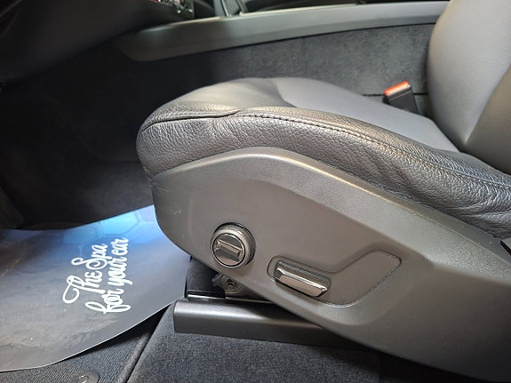 Volvo XC60 19 of 23