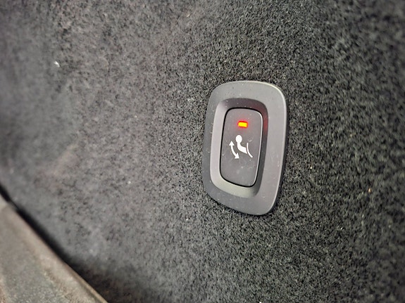 Volvo XC60 16 of 23