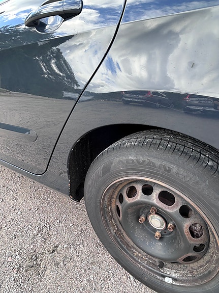 Peugeot 308 8 of 15