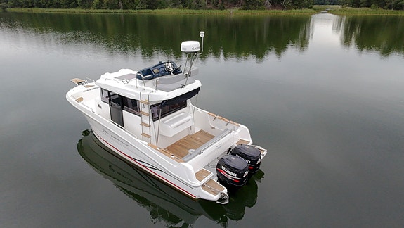 FLYBRIDGE - 450HK- 340H - UTTAGEN 2017 3 of 16