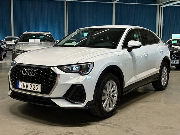 Audi Q3 9 of 29