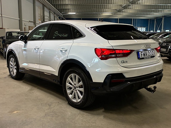 Audi Q3 7 of 29