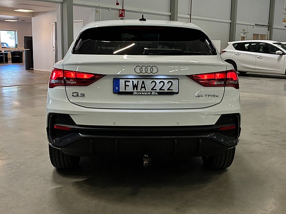Audi Q3 5 of 29