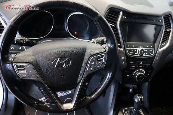 Hyundai Santa Fe 10 of 22