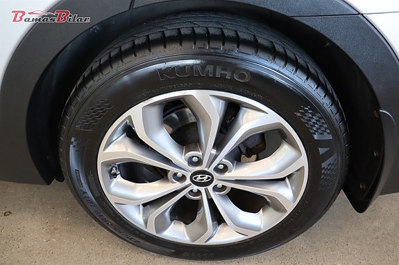 Hyundai Santa Fe 19 of 22