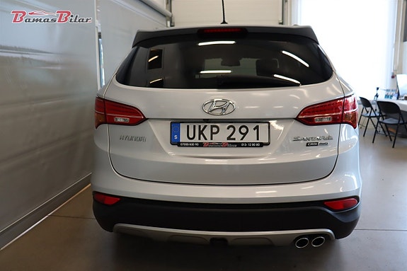 Hyundai Santa Fe 4 of 22
