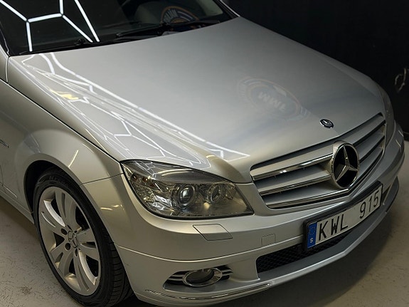 Mercedes-Benz C220 6 of 24