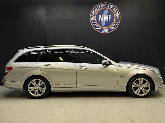 Mercedes-Benz C220 2 of 24