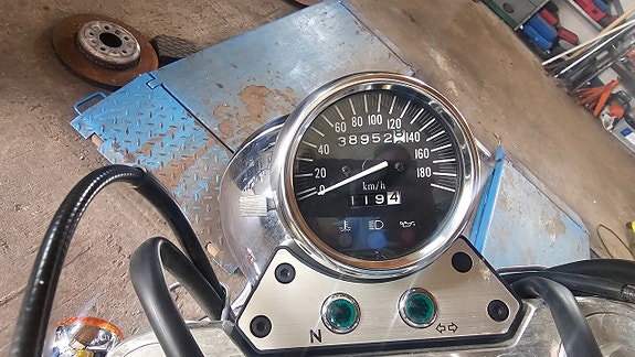 Suzuki Cycles VZ800 Marauder 0.8 3 of 4
