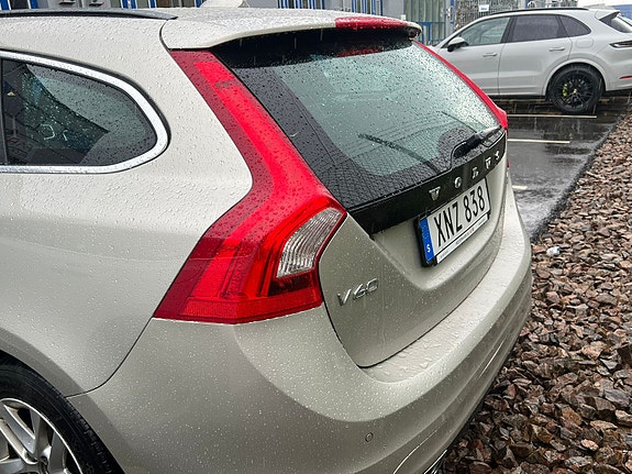 Volvo V60 7 of 10