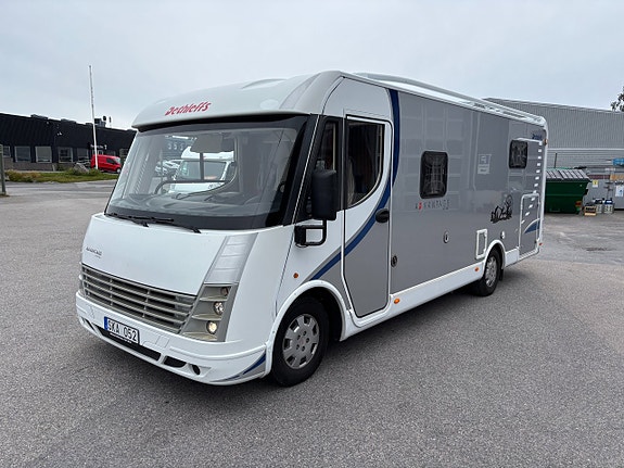 Dethleffs Advantage I 6951 Queenbed - Taksäng - Takfläkt - Rymlig - Ny Kamrem 6 of 17