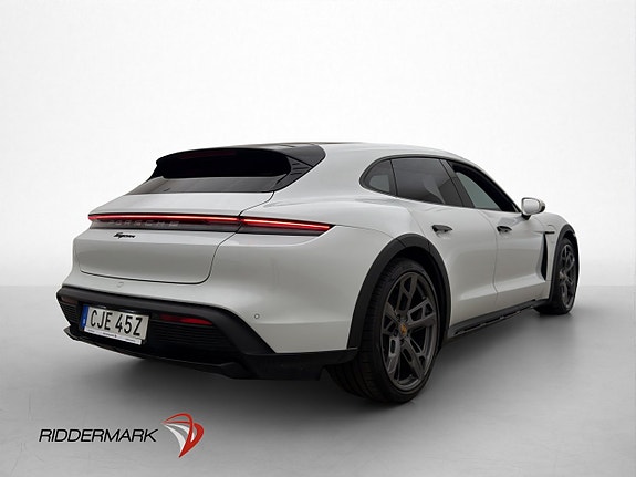 Porsche Taycan 8 of 30