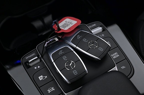 Mercedes-Benz CLA250 e 22 of 27