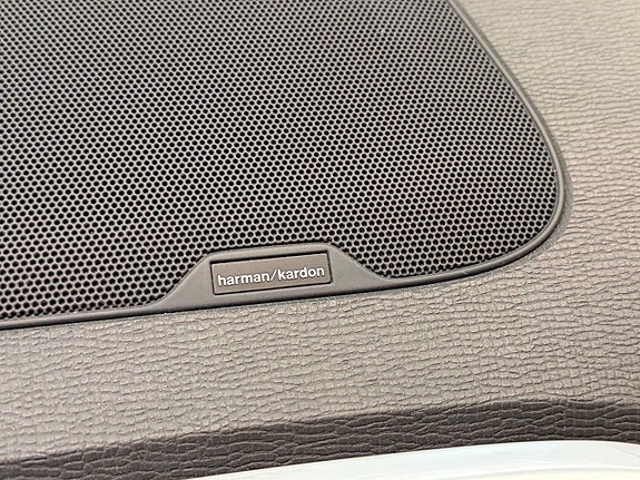 Volvo XC60 22 of 26