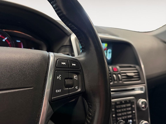 Volvo XC60 25 of 26