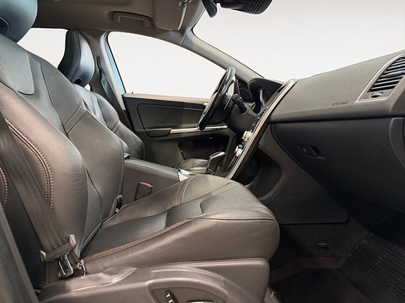 Volvo XC60 15 of 26