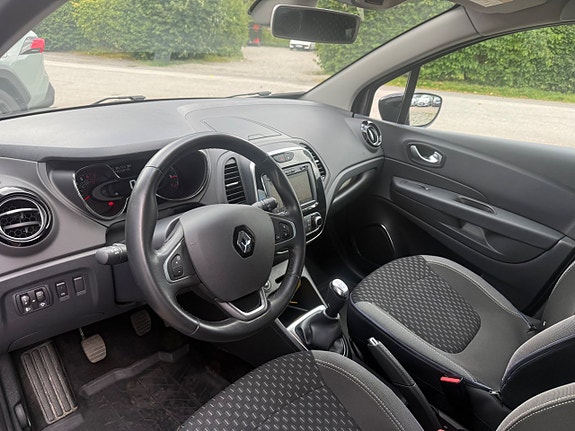 Renault Captur 9 of 25