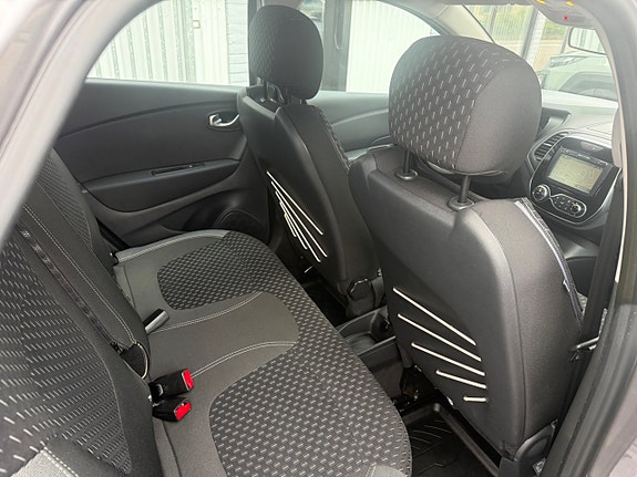 Renault Captur 7 of 25