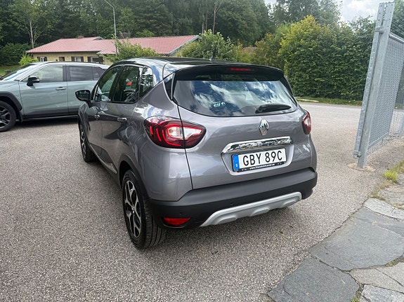 Renault Captur 4 of 25