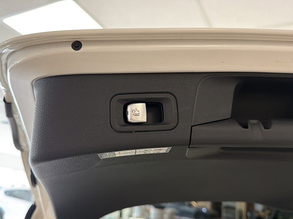 Mercedes-Benz C220 d 21 of 26