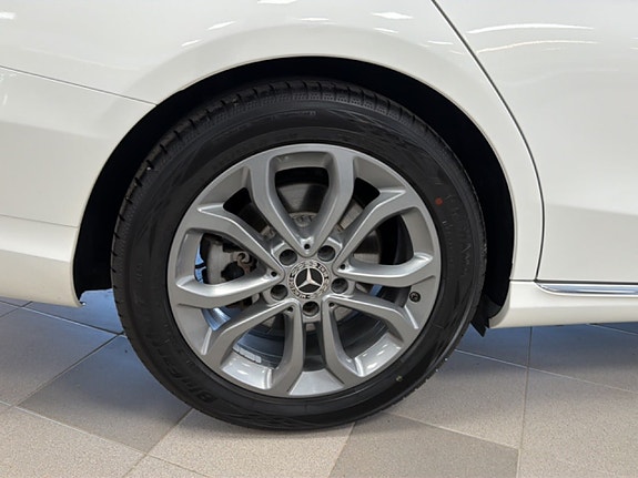 Mercedes-Benz C220 d 17 of 26