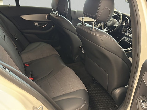 Mercedes-Benz C220 d 13 of 26