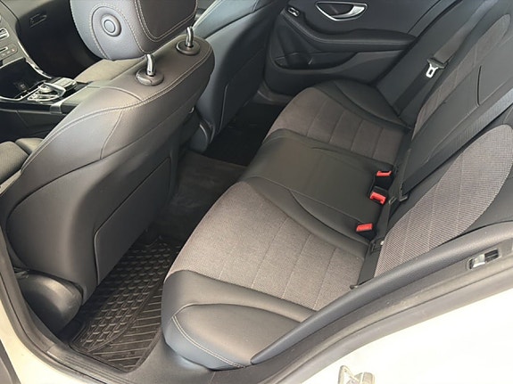 Mercedes-Benz C220 d 11 of 26